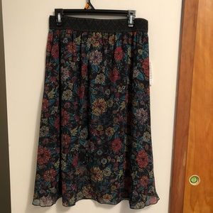 LuLaRoe Lola Skirt- Size M- NWT
